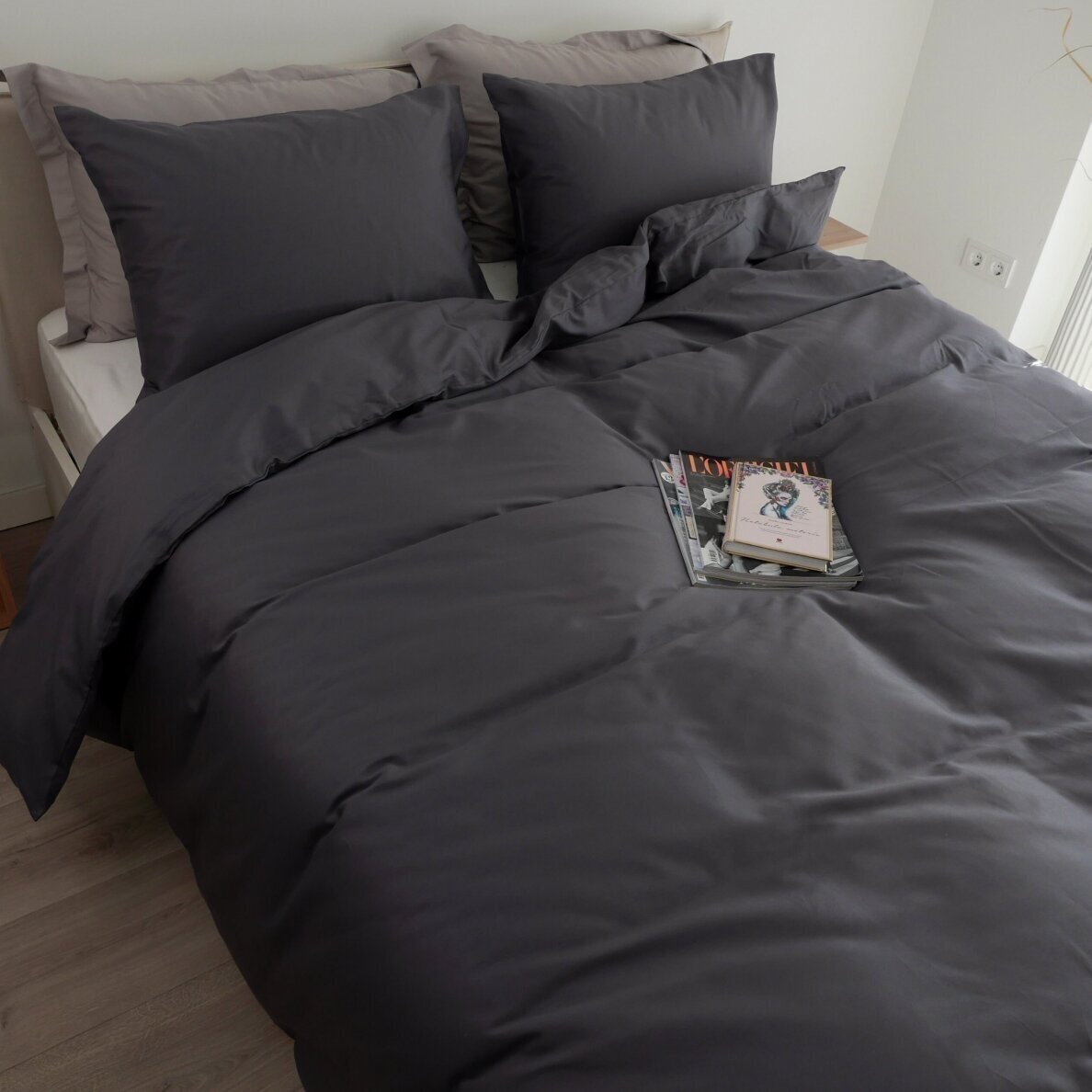Gultas veļas komplekts ANTHRACITE, 3 daļu 200x220 cm 1 Gultas veļas komplekts ANTHRACITE, 3 daļu 200x220 cm 1