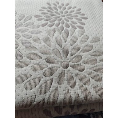 Gultas pārklājs SAMBATA, 250x270 cm Gultas pārklājs SAMBATA, 250x270 cm