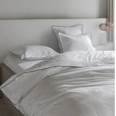 PREMIUM gultas veļas komplekts WHITE AND BLACK