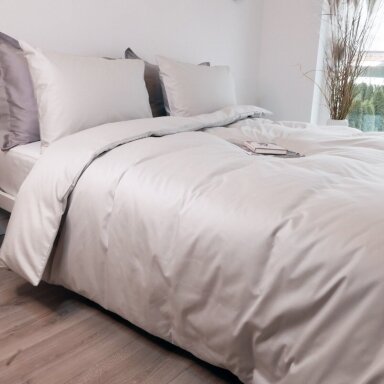 PREMIUM satīna gultas veļas komplekts PLATINUM, 3 daļu 180x200 cm PREMIUM satīna gultas veļas komplekts PLATINUM, 3 daļu 180x200 cm