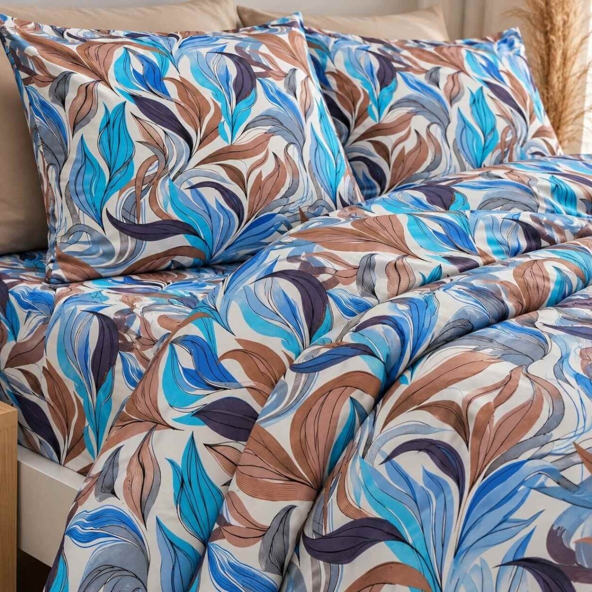 Satīna gultas veļas komplekts ZILIE RAKSTI, 3 daļu, 200x220 cm 1 Satīna gultas veļas komplekts ZILIE RAKSTI, 3 daļu, 200x220 cm 1