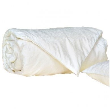 Silta sega ar dabīgā Mulberry zīda pildījumu, 200x220 cm (2 kg) Silta sega ar dabīgā Mulberry zīda pildījumu, 200x220 cm (2 kg)